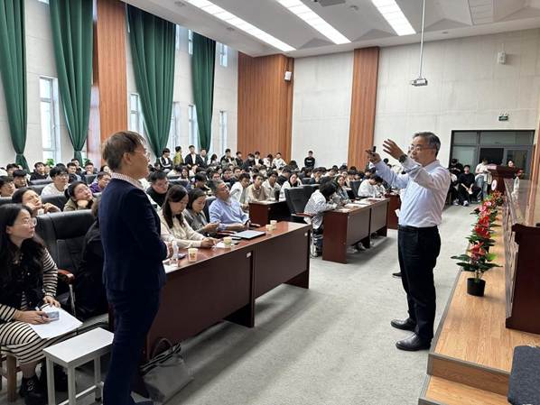 2338ee0440a349635ef1003633703f7b